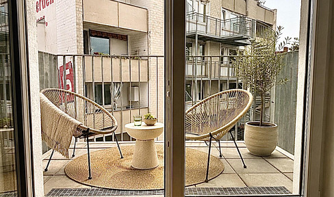 Moderne Wohnung mit Balkon in Berlin Friedenau