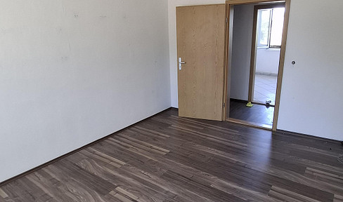 Bezugsfertige, Lichtdurchflutete 4-Zimmer-Wohnung