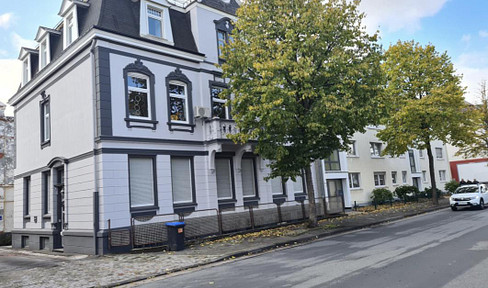 Großzügige 4- bis 5-Zimmer-Wohnung mit 156 m²