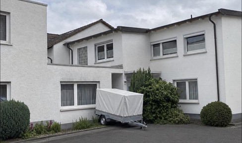 Attractive residential and commercial building with a 6% return! No commission fees!