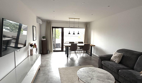 Kernsanierte 4-Zimmer-Wohnung mit Garage, Balkon und Häcker-Küche – bezugsfertig in Schwetzingen