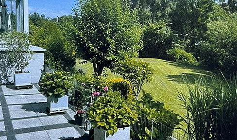 3-Zimmer-Erdgeschosswohnung, seniorengerecht mit Terrasse im Grünen, nur 650 m zum Meer