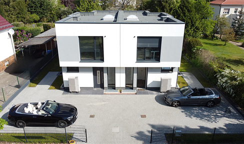 Energy-efficient A+: Detached two-family house, 170 m², 8 rooms, 3 bathrooms, no agent fees.