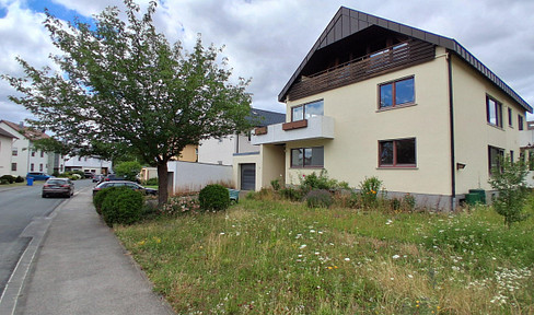 Wohn- und Geschäftshaus, als Dreifamilienhaus geeignet