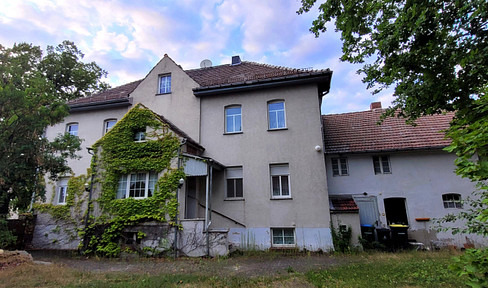 Drei-Seiten-Hof, Event & Hochzeitslokation, Selbstversorger Hof, Scheune
