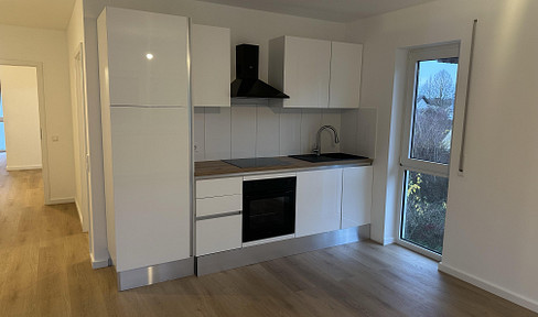 Kernsanierte 3-Zimmer-ETW, 2 Stellplätze, 900 € Kaltmiete, Provisionsfrei