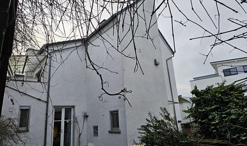 Bezugsfreies EFH mit Scheune & Garten in Niederbrechen