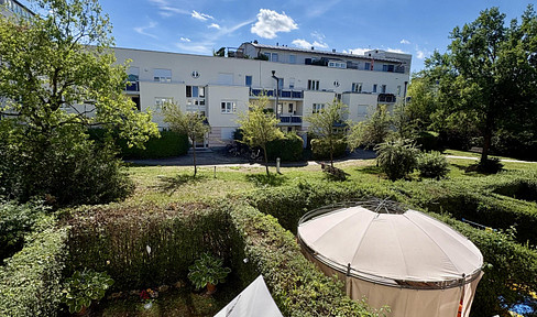 Bright, one-room apartment with a well-designed layout, located in Unterschleißheim.