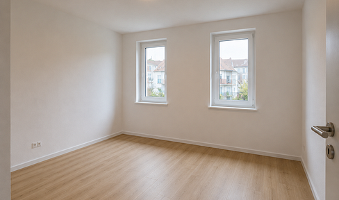 Completely renovated 3-room apartment in Stuttgart-Hedelfingen – featuring underfloor heating and new windows.