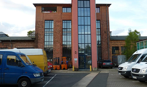 Außergewöhnliche Loft-Wohnung in einem Gewerbepark im Industrie-Style