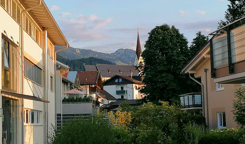 Provisionsfrei! Exklusive 2-Zimmer Süd-Wohnung im Zentrum von Bernau a.Chiemsee