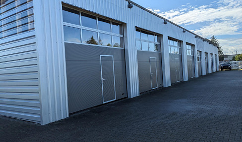 Modern, attractive hall suitable for commercial, industrial, or storage use. 55 square meters. Located in Mering. Includes high-voltage electricity. Like new.