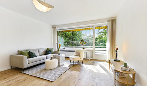 Modern, renovated 4-room apartment available for the first time, and with no agency fees.