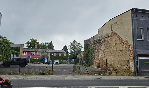 Tolles Grundstück für ihren Neubau