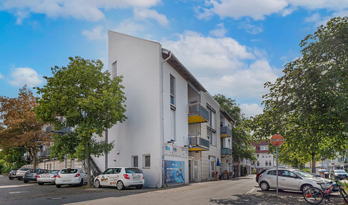 Spacious maisonette apartment with a large rooftop terrace and a parking space in a secure underground garage, located in Gottmadingen.