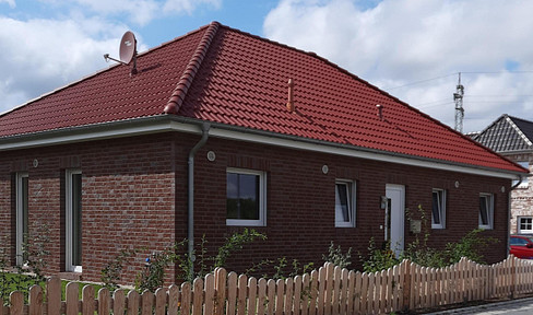 Neuwertiger Bungalow in Scharbeutz OT Gleschendorf in naturnaher Lage