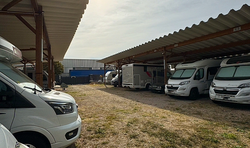 Stellplätze für Fahrzeuge//Wohnmobile//Boote//Maschinen zu vermieten