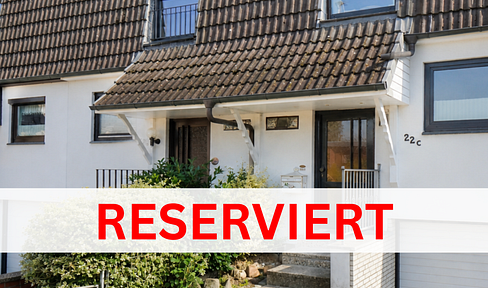 Commission-free and ready to move into: Energy efficiency class B, heat pump, solar panels, garden, and garage.