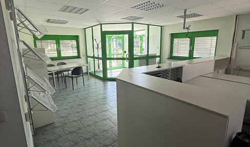 Office space, medical practice, driving school, training center: two floors available, divisible from 40 m².