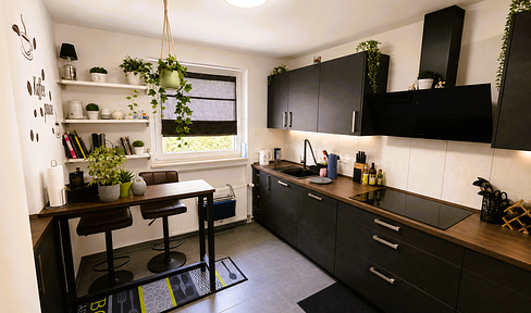 Helle, sanierte 3-Zimmer-Wohnung mit Südwest-Balkon und zentraler Lage  – provisionsfrei