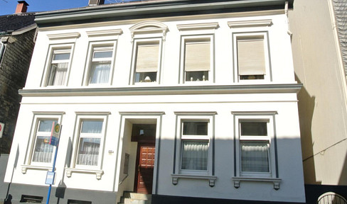 Completely renovated 3-room apartment | First occupancy after renovation.