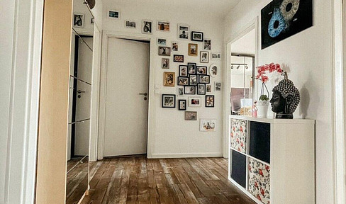 Helle 3 Zi-Wohnung mit Balkon in Zons
