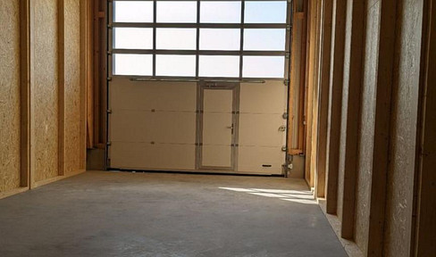 Halle Handwerk Lager isoliert 65m² Mering neuwertig Strom Wasser WC