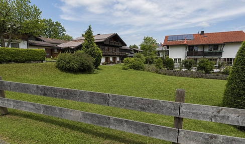 Looking for a neighbor - Building plot in an exceptionally quiet location.