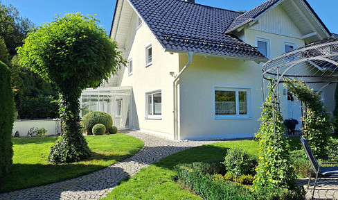Privacy in a natural setting – without realtor fees.