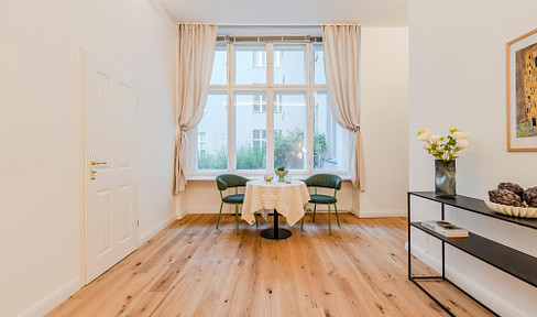 *PROVISIONSFREI* Bezugsfreie renovierte 2-Zimmer Altbauperle in hersschaftlichem Altbau in TOP-Lage