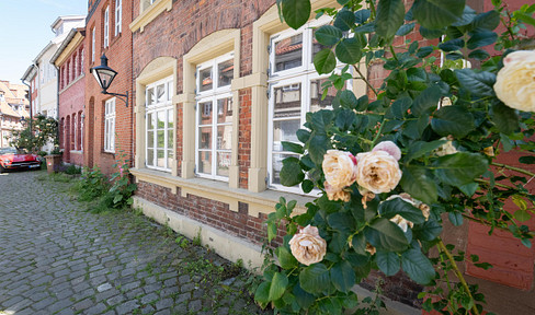 Commission-free – with a stable cash flow and growth potential.