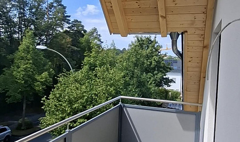 2 Zimmer Wohnung mit Weitblick und Klima-Anlage 1362€ warm inkl. Carport, Küche, Klima, ..