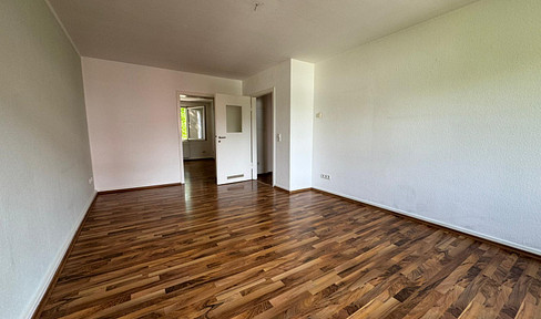 Modernisierte 2-Zimmer Wohnung mit Einbauküche!