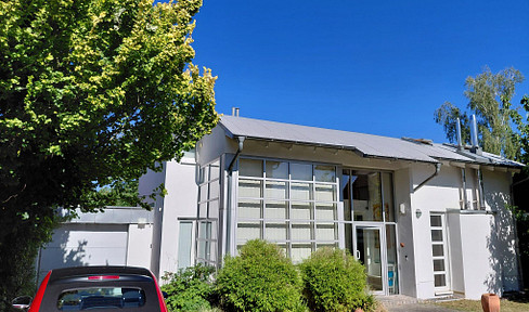 Repräsentatives Traumhaus im grünen Zehlendorf