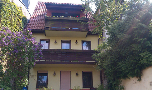schönes & ruhiges Stadthaus mit ELW Bj. 2000