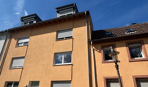 Gemütliche 2-Zimmerwohnung mit EBK in zentraler Lage