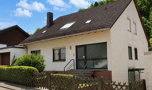 Zweifamilienhaus bezugsfrei – Verkehrswert 201.000 €, 7/10-Wert ca. 141.000 € (Termin 28.10.)