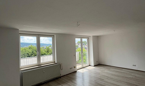 Helle 4-Zi.-Masionetten Wohnung mit Balkon AB SOFORT NUR MIT WBS