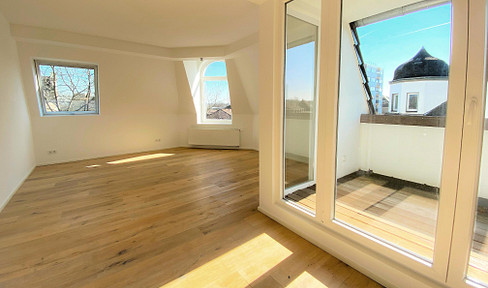 Exklusive 4-Zimmer-Maisonette-Wohnung im Dachgeschoss mit 2 Balkonen – Rüttenscheid