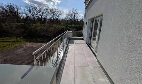 4 Zimmer Oberwohnung mit Balkon im Villenquartier *Erstbezug*
