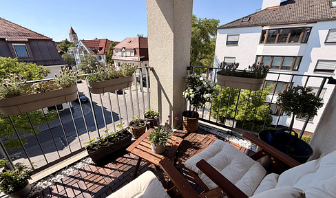Sehr wohnliche 2 Zimmer Wohnung in München Moosach