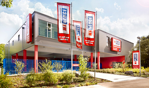 284 square meters of storage space in a prime location with excellent transport links. No commission fees.