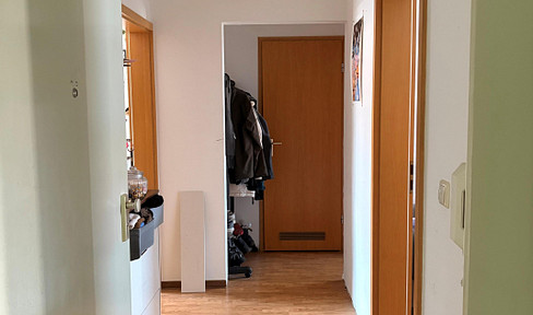 Helle Dachgeschosswohnung in der schönen Oststadt