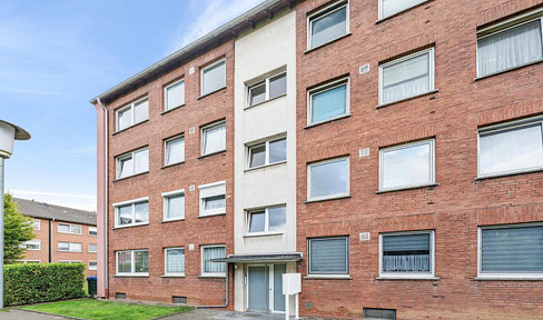 Well-maintained 2-room apartment for sale in Krefeld, offering a solid investment opportunity due to its rental income.