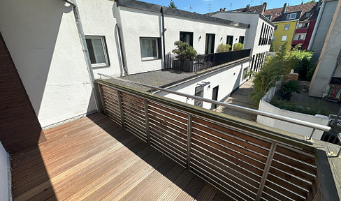 4-Zimmer-Wohnung im 1. OG mit Balkon – Mitten in Rüttenscheid