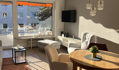 Modernly furnished 2-room apartment with balcony, located near the Elbe River | Maximum rental period: 12 months.