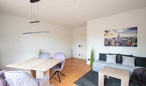 2-Zimmer-Wohnung mit Dachterrasse, zentral Adendorf, renoviert, Erbpacht günstig