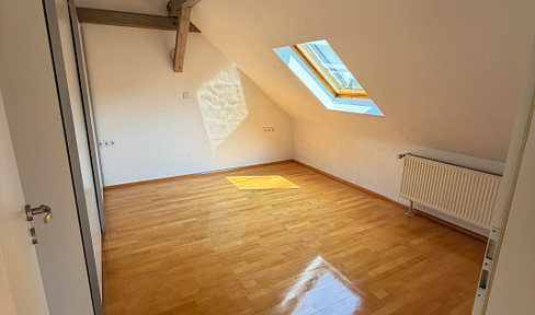 Provisionsfrei! Wohnung mit Loftcharakter am Kurpark – hell, 2,5 Zi., EBK, HMS, Glasfaser