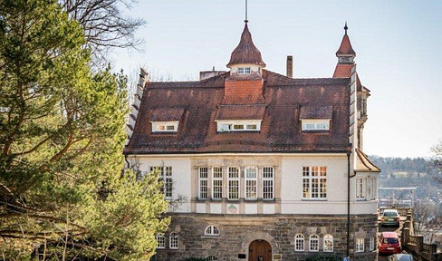 The Tübingen Frankonian fraternity – the oldest student fraternity in the city, or... "Co-living on Lower Österberg."