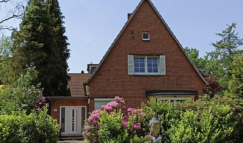 EFH Blankenese/ Sülldorf freistehend, Sauna, Pool